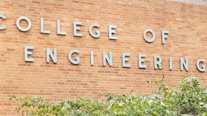 Engineering recognizes 17 students for exceptional service